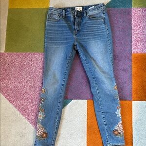 DRIFTWOOD Blue Jeans with Floral Embroidery